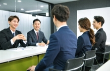 核心人材選抜のための面接官養成実務教育 のサムネイル