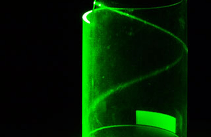 Video Demonstrations in Lasers and Optics강의 썸네일